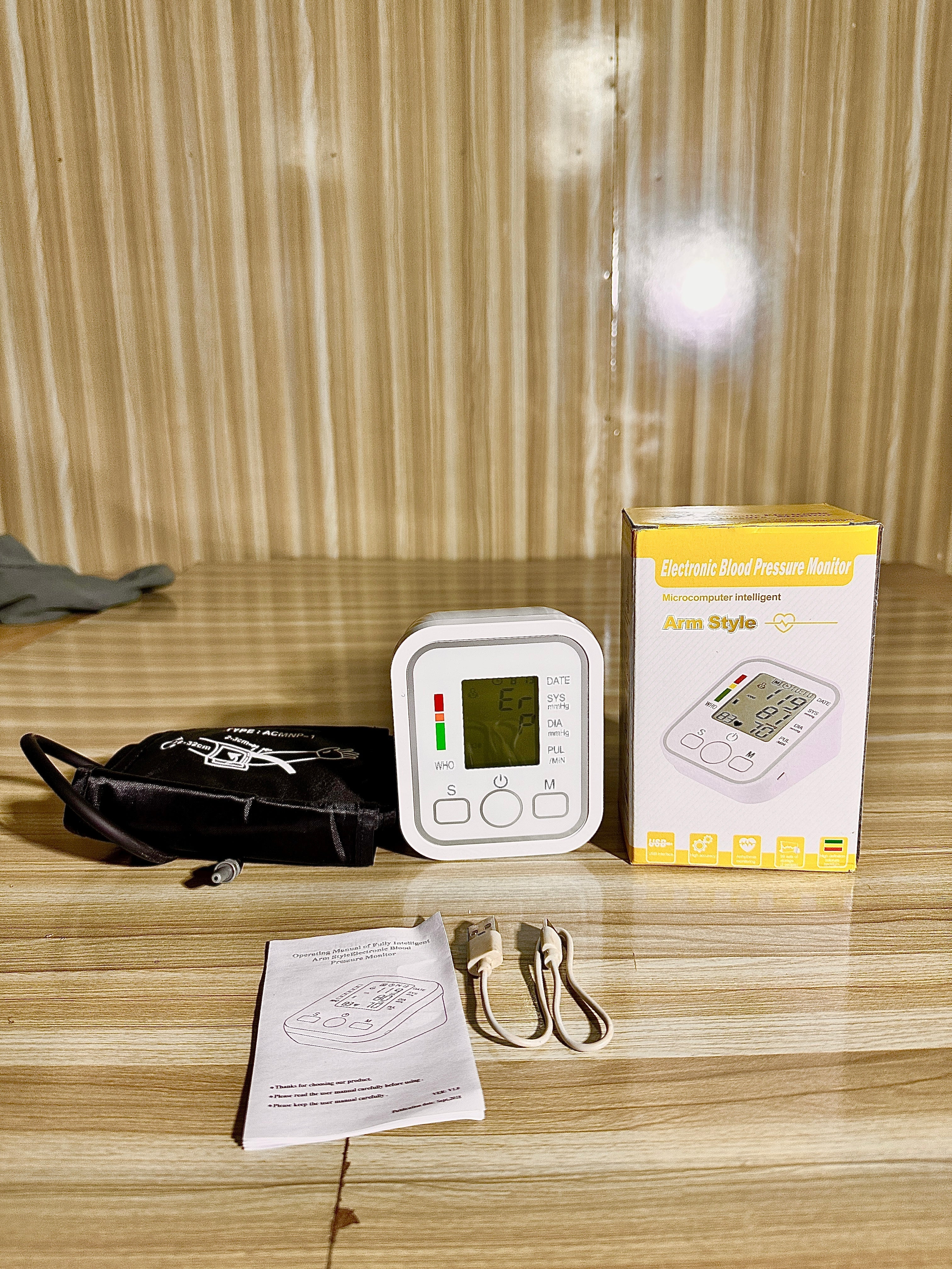 Fully automatic blood pressure monitor