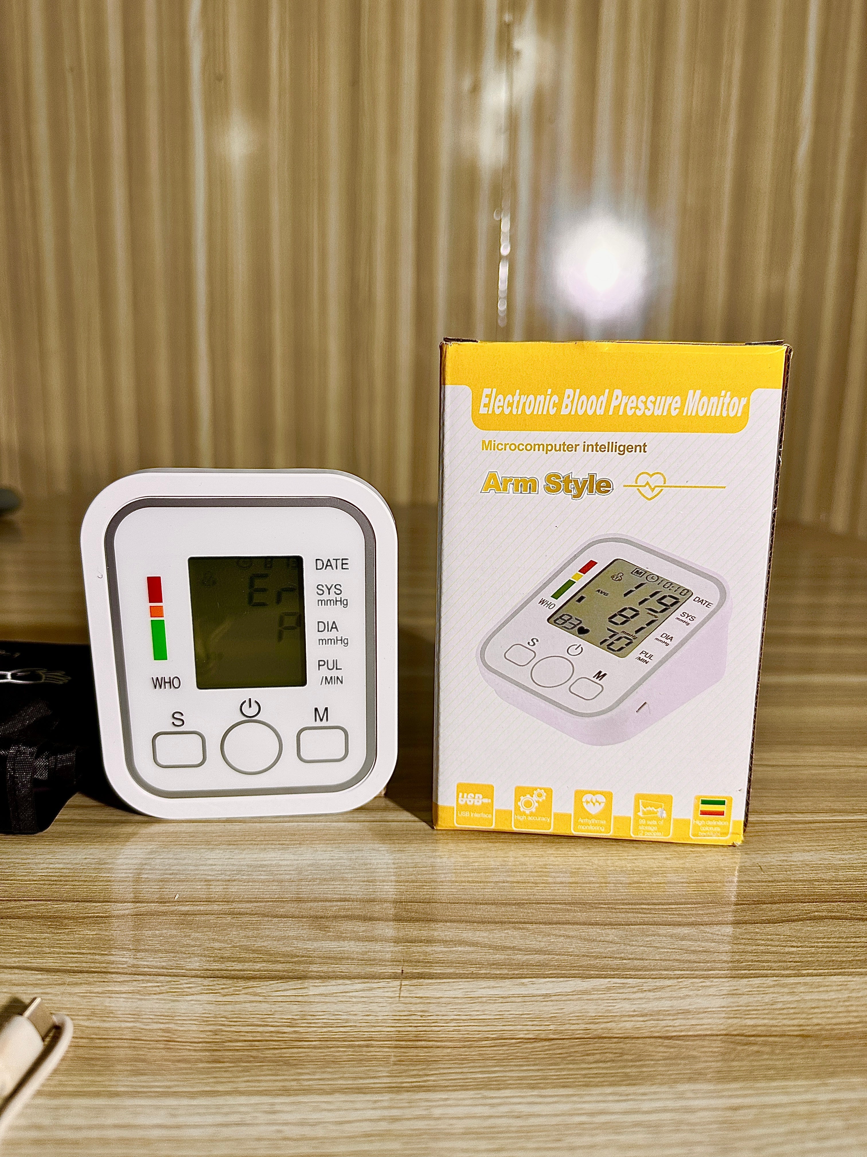 Fully automatic blood pressure monitor