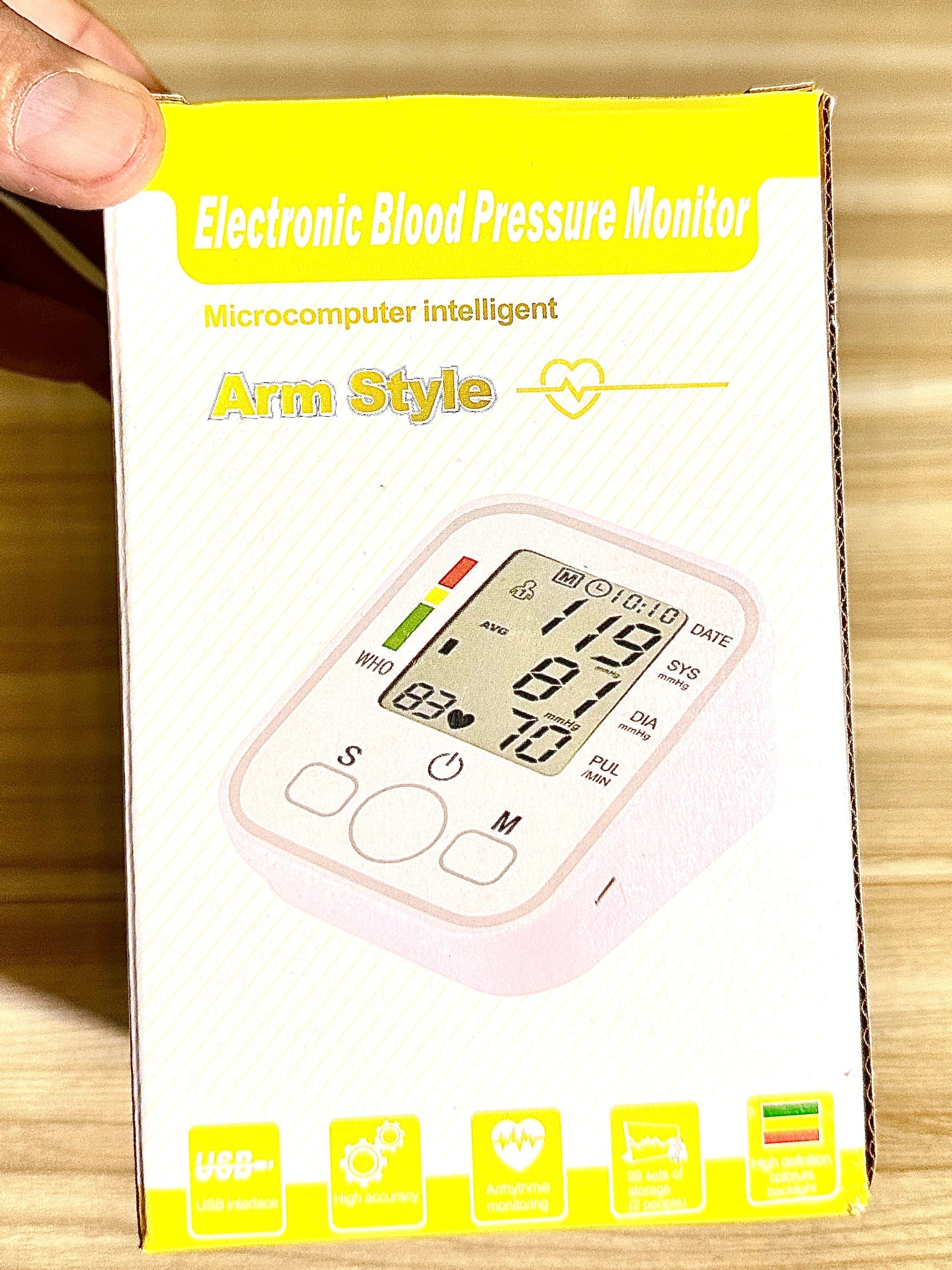 Fully automatic blood pressure monitor